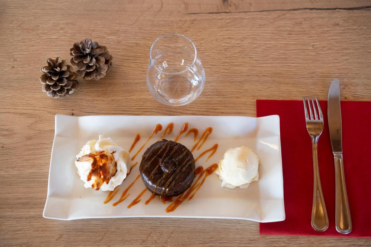 Hotel Restaurant Le Centre Леле Екстер'єр фото